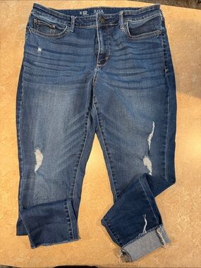 ANA Distressed Dark Blue mid-rise Ankle jeggings